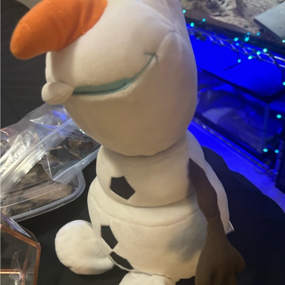 Disney Collection Frozen Olaf Snowman 16 Inch Stuffed Plush Friend - Picture 3 of 7